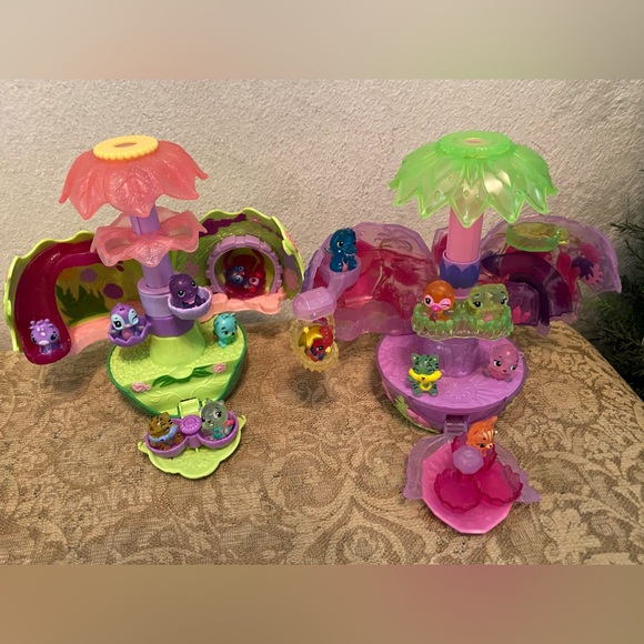 Hatchimals Colleggtibles Play-sets and 15 animals
